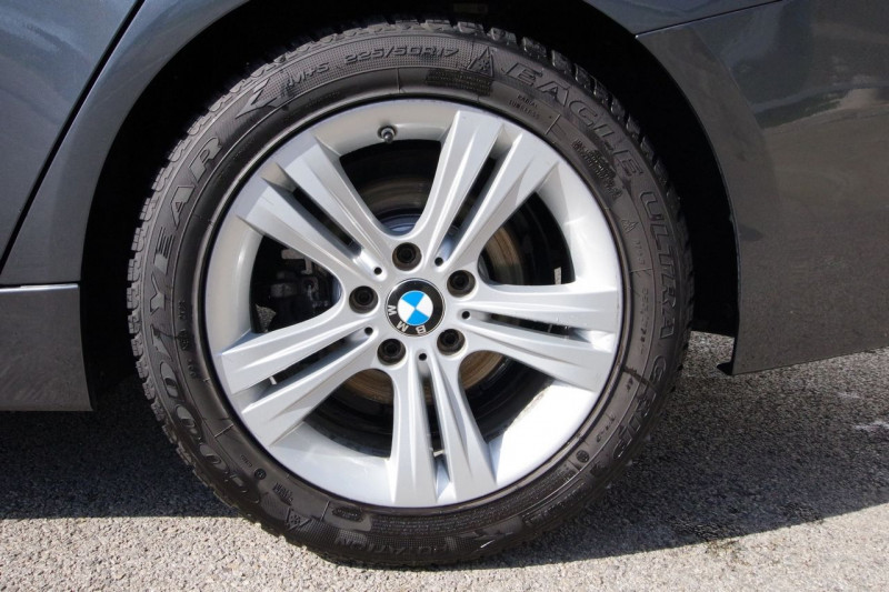 Photo 11 de l'offre de BMW SERIE 3 TOURING (F31) 318DA 136 SPORTLINE à 23980€ chez ACCEL' AUTO