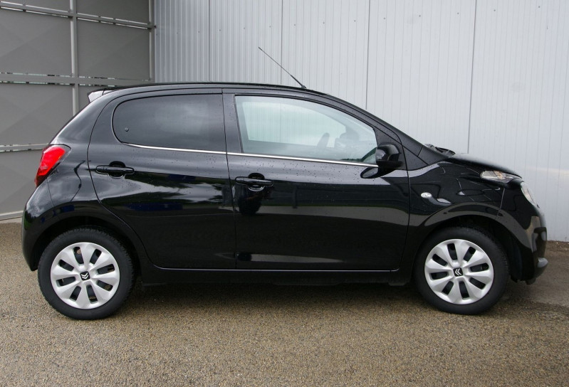 Photo 11 de l'offre de CITROEN C1 VTI 72 S&S SHINE 5P à 12350€ chez ACCEL' AUTO