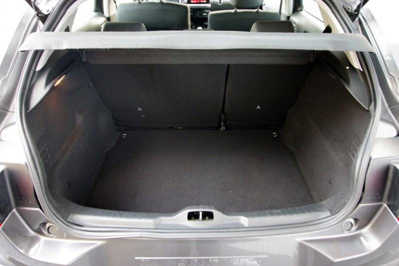 Photo 10 de l'offre de CITROEN C4 CACTUS 1.2 PURETECH 110CH S&S FEEL BUSINESS E6.D-TEMP à 14990€ chez ACCEL' AUTO