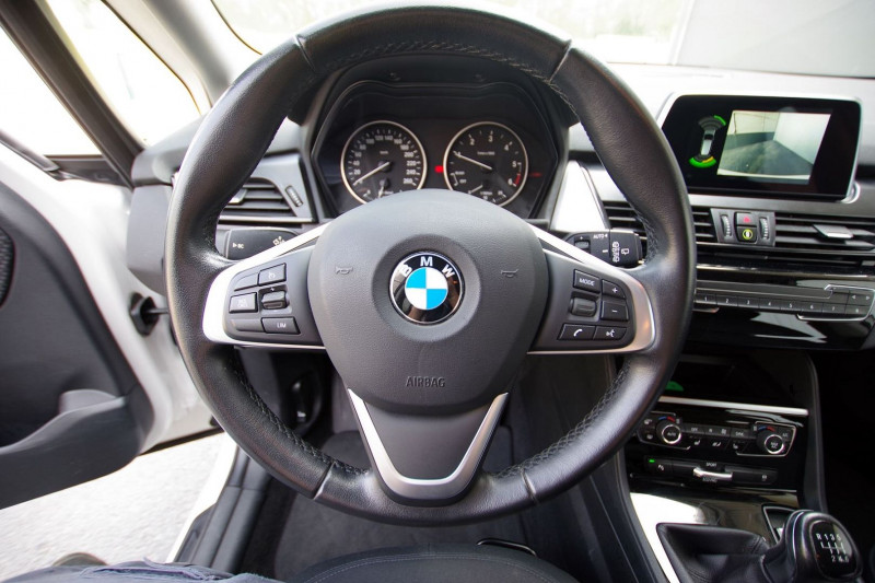 Photo 3 de l'offre de BMW SERIE 2 GRAN TOURER (F46) 216D 116CH  ADVANTAGE à 18500€ chez ACCEL' AUTO