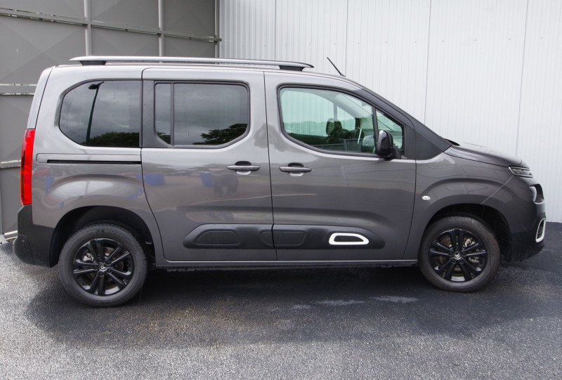 Photo 13 de l'offre de CITROEN BERLINGO SHINE BLUEHDI 100CH à 28750€ chez ACCEL' AUTO