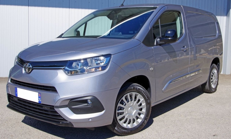Toyota PROACE CITY LONG 130 D-4D BUSINESS LOOK BVA Diesel GRIS ACIER Occasion à vendre