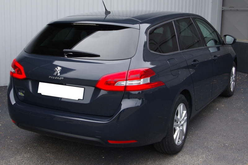 Photo 2 de l'offre de PEUGEOT 308 SW 1.2 PURETECH 110 ACTIVE BUSINESS à 12990€ chez ACCEL' AUTO