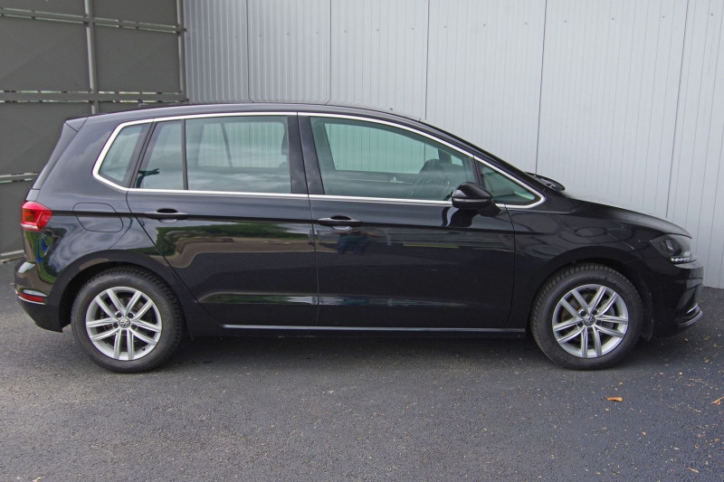 Photo 19 de l'offre de VOLKSWAGEN GOLF SPORTSVAN 1.5 TSI 130CH ACT HIGHLINE à 18500€ chez ACCEL' AUTO