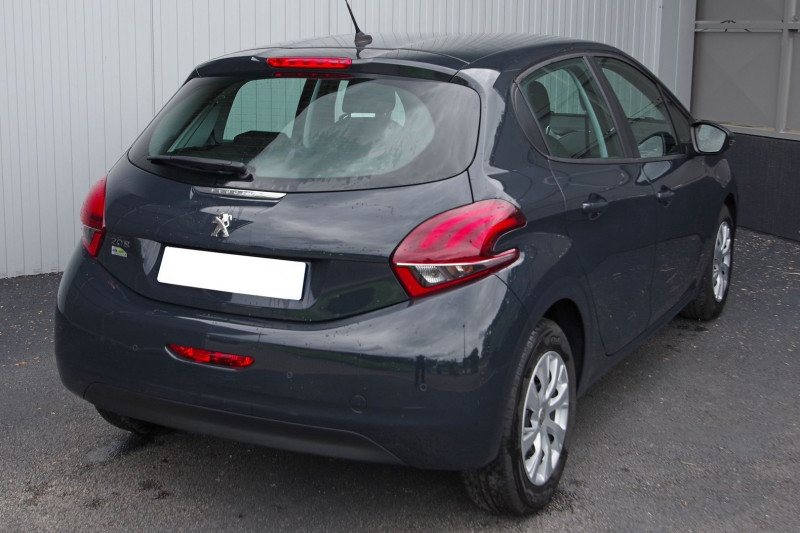 Photo 2 de l'offre de PEUGEOT 208 BLUEHDI 100 ACTIVE BUSINESS 5P à 13200€ chez ACCEL' AUTO