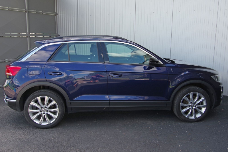 Photo 17 de l'offre de VOLKSWAGEN T-ROC 2.0 TDI 150 4MOTION DSG7 4X4 IQ.DRIVE à 25990€ chez ACCEL' AUTO