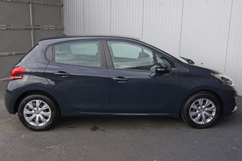 Photo 12 de l'offre de PEUGEOT 208 BLUEHDI 100CH ACTIVE BUSINESS 5P à 12500€ chez ACCEL' AUTO