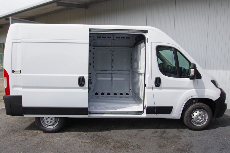 Photo 7 de l'offre de PEUGEOT BOXER FG L2H2 3.5 140CH BLUEHDI S&S à 29990€ chez ACCEL' AUTO