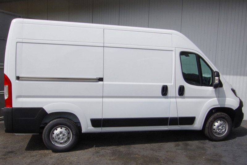 Photo 10 de l'offre de PEUGEOT BOXER FG L2H2 3.5 140CH BLUEHDI S&S à 29990€ chez ACCEL' AUTO