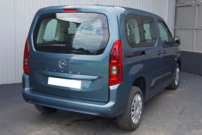 Photo 2 de l'offre de OPEL COMBO LIFE 1.5 BLUEHDI 100CH à 24380€ chez ACCEL' AUTO