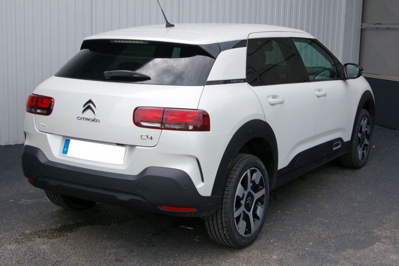 Photo 2 de l'offre de CITROEN C4 CACTUS BLUEHDI 100CH SHINE à 15300€ chez ACCEL' AUTO