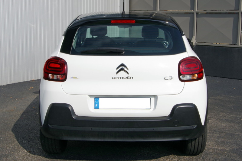 Photo 19 de l'offre de CITROEN C3 1.2 PURETECH 83CH S&S SHINE à 11700€ chez ACCEL' AUTO