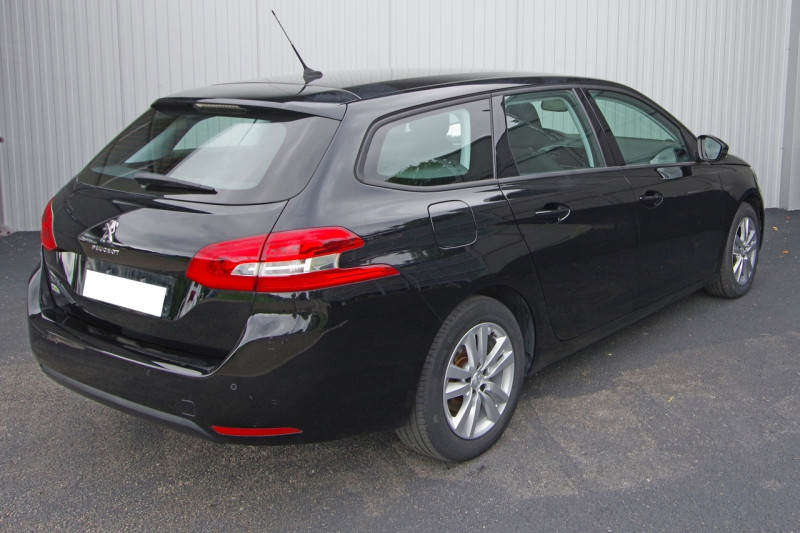 Photo 2 de l'offre de PEUGEOT 308 SW 1.5 BLUEHDI 100CH S&S ACTIVE PACK à 14200€ chez ACCEL' AUTO