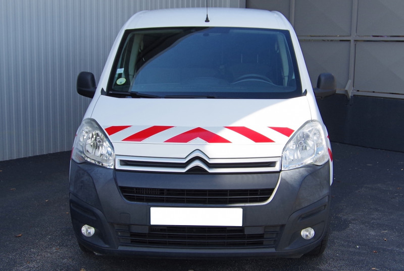 Photo 11 de l'offre de CITROEN BERLINGO 1.6 BLUEHDI 100CH CLUB à 13900€ chez ACCEL' AUTO