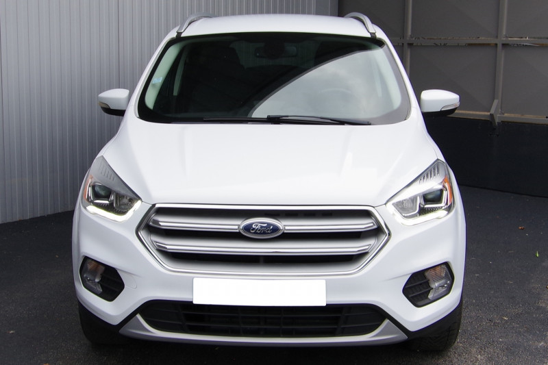 Photo 14 de l'offre de FORD KUGA 1.5 TDCI 120 TITANIUM 4X2 à 14500€ chez ACCEL' AUTO