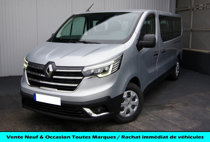 Renault TRAFIC III COMBI L2  DCI 150CH  ZEN 9 PLACES Diesel GRIS HIGHLAND Occasion à vendre