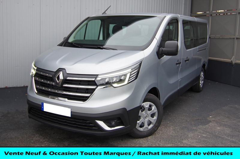 Renault TRAFIC III COMBI L2  DCI 150CH EDC  ZEN 9 PLACES Diesel GRIS HIGHLAND Occasion à vendre