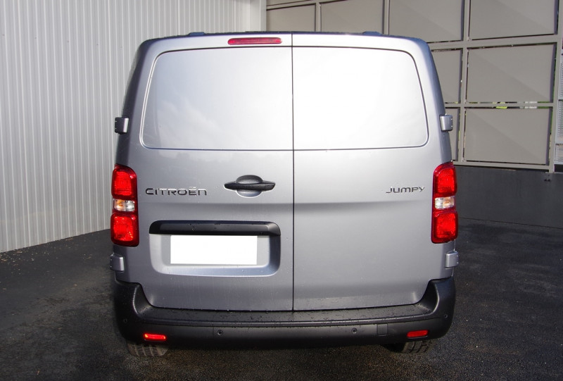 Photo 17 de l'offre de CITROEN JUMPY FG M 2.0 BLUEHDI 180CH S&S EAT8 à 32980€ chez ACCEL' AUTO