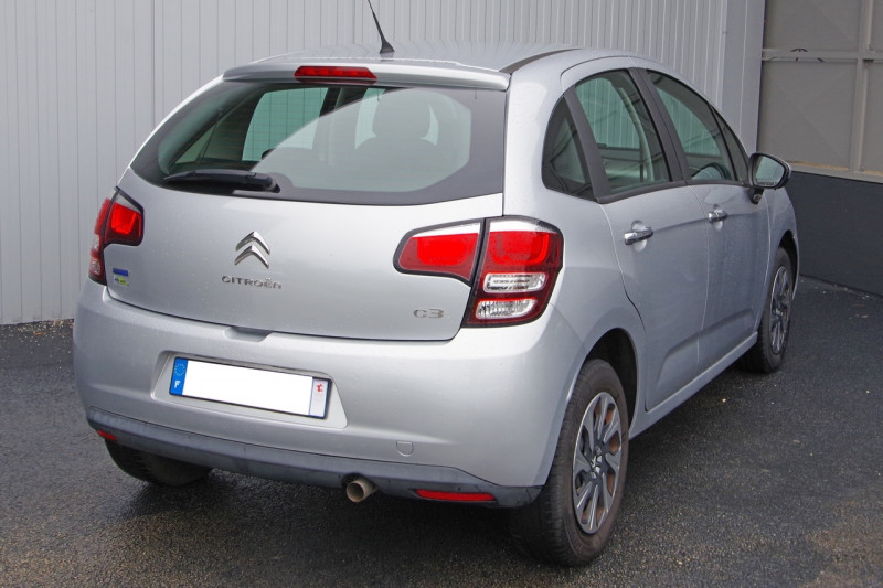 Photo 2 de l'offre de CITROEN C3 1.6 BLUEHDI 75 CONFORT à 8800€ chez ACCEL' AUTO