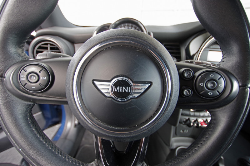 Photo 5 de l'offre de MINI MINI COOPER 136CH CHILI à 12980€ chez ACCEL' AUTO