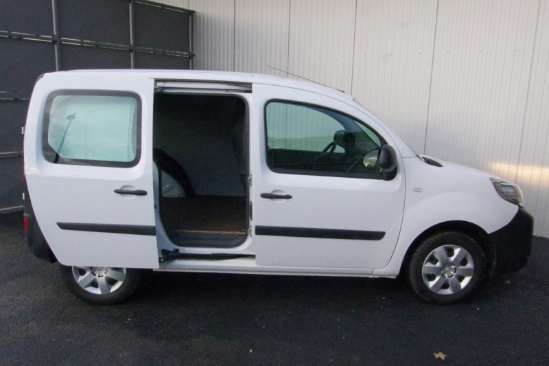 Photo 10 de l'offre de RENAULT KANGOO II EXPRESS 1.5 DCI 90CH GRAND CONFORT à 14580€ chez ACCEL' AUTO