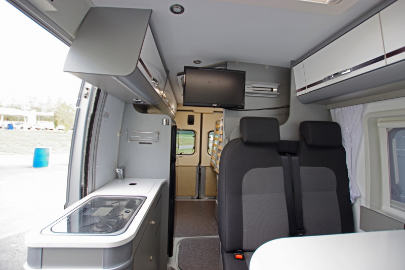 Photo 7 de l'offre de FIAT DUCATO ADRIA 2.3 130 CH TWIN 600 SPT 50 ANS à 39800€ chez ACCEL' AUTO