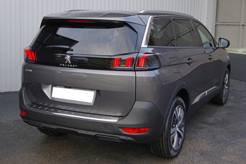 Photo 2 de l'offre de PEUGEOT 5008 1.5 BLUEHDI 130 S&S ALLURE PACK EAT8 à 32990€ chez ACCEL' AUTO