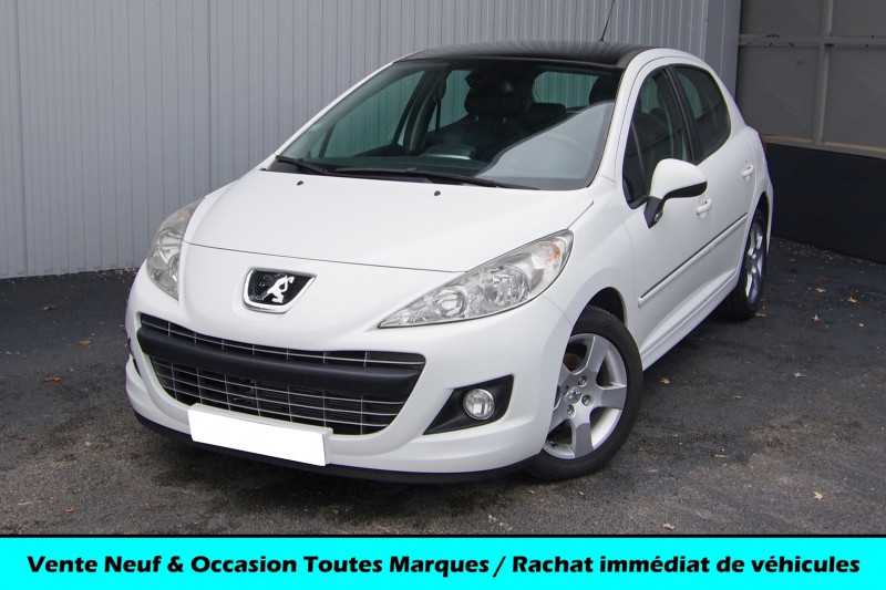 Peugeot 207 1.6 HDI 92 ALLURE + TOIT PANO 5P Diesel BLANC Occasion à vendre