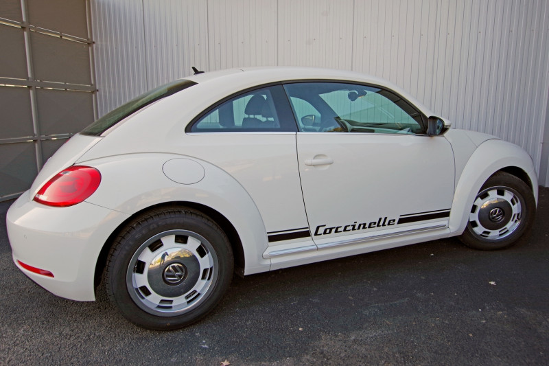 Photo 12 de l'offre de VOLKSWAGEN BEETLE COCCINELLE 1.2 TSI 105CH VINTAGE à 11900€ chez ACCEL' AUTO