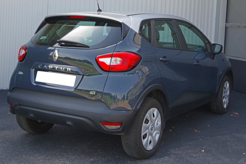 Photo 2 de l'offre de RENAULT CAPTUR 1.5 DCI 90CH ENERGY ZEN à 10950€ chez ACCEL' AUTO