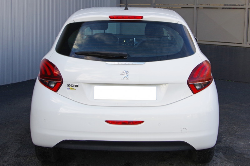 Photo 15 de l'offre de PEUGEOT 208 AFFAIRE 1.5 BLUEHDI 100CH S&S PRENIUM BVM5 à 7780€ chez ACCEL' AUTO