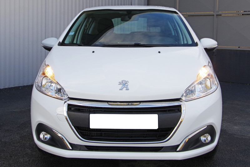 Photo 16 de l'offre de PEUGEOT 208 AFFAIRE 1.5 BLUEHDI 100CH S&S PRENIUM BVM5 à 7780€ chez ACCEL' AUTO