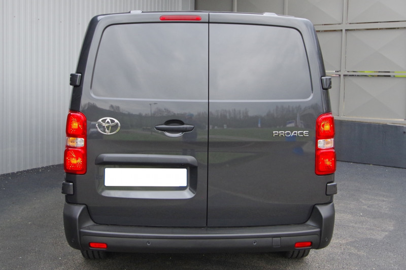 Photo 22 de l'offre de TOYOTA PROACE CABINE APPROFONDIE 2.0 180 D-4D BVA START PACK CONFORT LONG CABINE APPROFONDIE à 37800€ chez ACCEL' AUTO