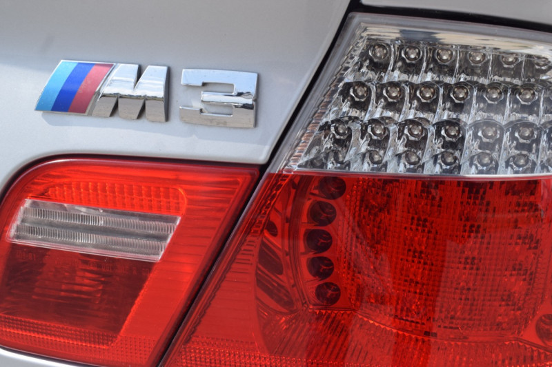 Photo 12 de l'offre de BMW M3 CABRIOLET (E46) M3 343CH SMG à 39900€ chez Univers Motors