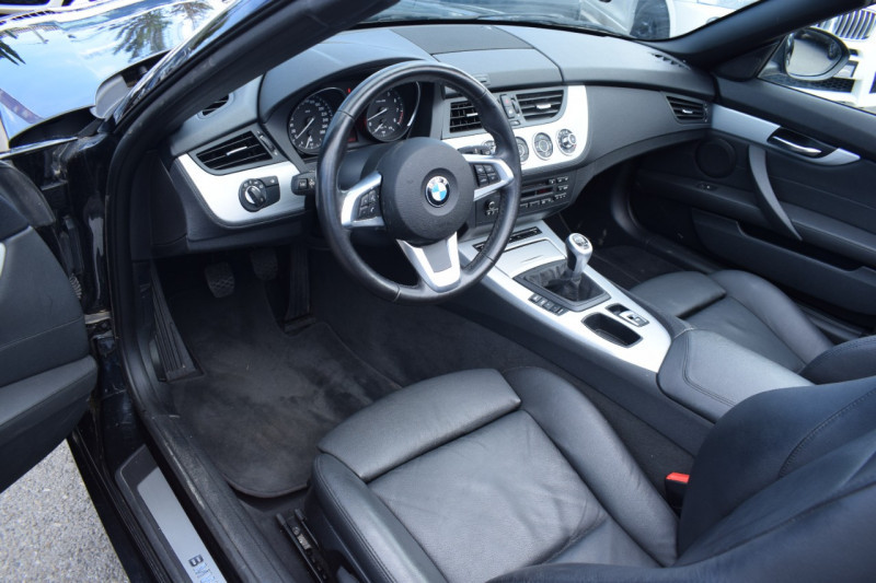 Photo 18 de l'offre de BMW Z4 ROADSTER (E89) SDRIVE 35I 306CH CONFORT à 24900€ chez Univers Motors