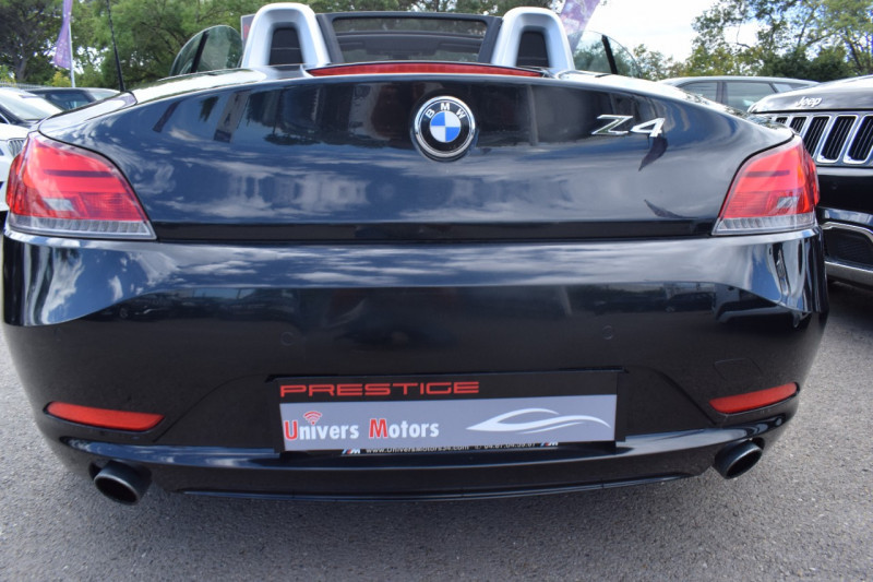 Photo 10 de l'offre de BMW Z4 ROADSTER (E89) SDRIVE 35I 306CH CONFORT à 24900€ chez Univers Motors
