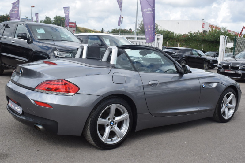 Photo 12 de l'offre de BMW Z4 ROADSTER (E89) SDRIVE 35IA 306CH M SPORT DKG à 31900€ chez Univers Motors