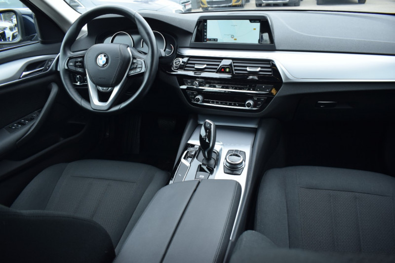 Photo 2 de l'offre de BMW SERIE 5 (G30) 530IA 252CH BUSINESS STEPTRONIC à 29900€ chez Univers Motors