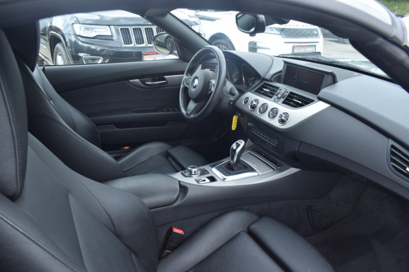 Photo 21 de l'offre de BMW Z4 ROADSTER (E89) SDRIVE 35IA 306CH M SPORT DKG à 31900€ chez Univers Motors