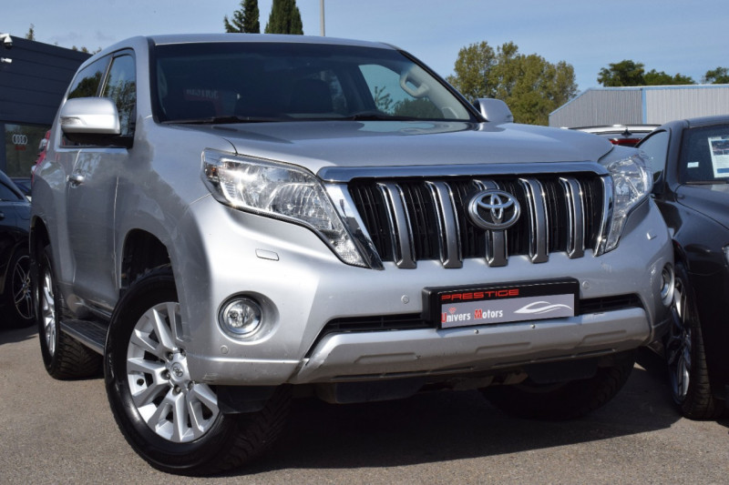 Toyota LAND CRUISER 190 D-4D FAP LEGENDE 3P Diesel GRIS Occasion à vendre