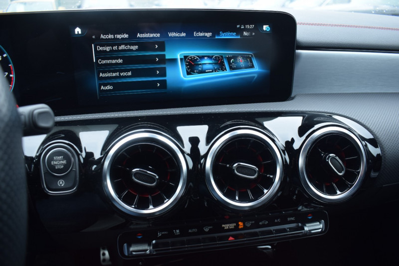 Photo 10 de l'offre de MERCEDES-BENZ CLA 35 AMG 306CH 4MATIC 7G-DCT SPEEDSHIFT AMG 19CV à 55900€ chez Univers Motors