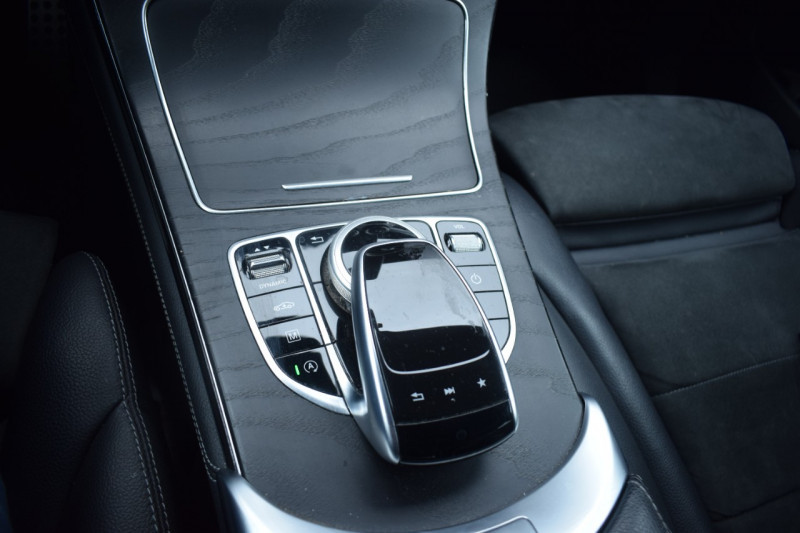 Photo 4 de l'offre de MERCEDES-BENZ GLC 250 D 204CH SPORTLINE 4MATIC 9G-TRONIC à 33900€ chez Univers Motors