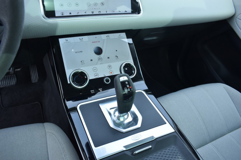 Photo 15 de l'offre de LAND-ROVER EVOQUE 2.0 D 240CH R-DYNAMIC HSE AWD BVA à 45900€ chez Univers Motors