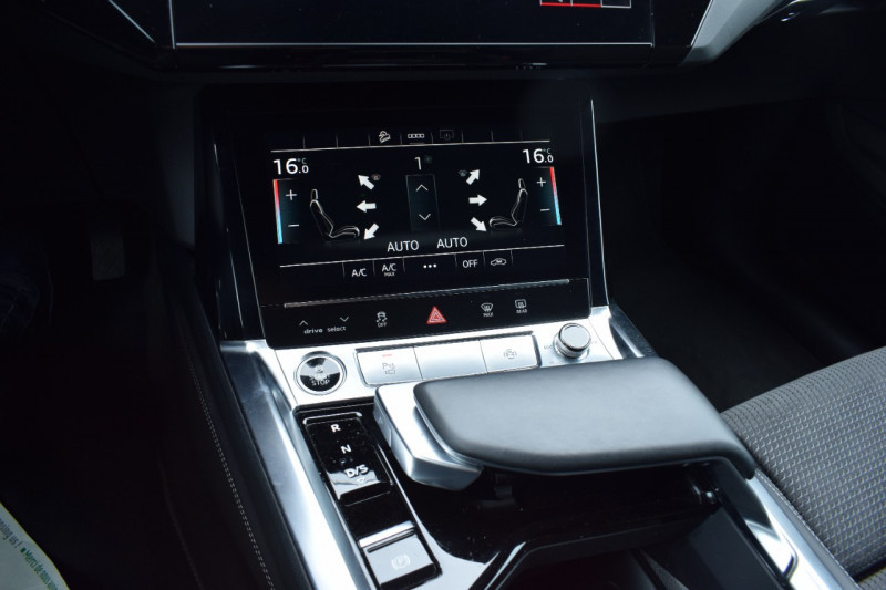 Photo 14 de l'offre de AUDI E-TRON SPORTBACK 50 313CH S LINE E-QUATTRO à 54900€ chez Univers Motors