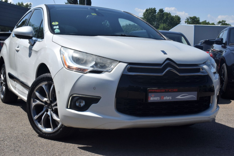 Citroen DS4 2.0 HDI160 FAP SPORT CHIC Diesel BLANC Occasion à vendre