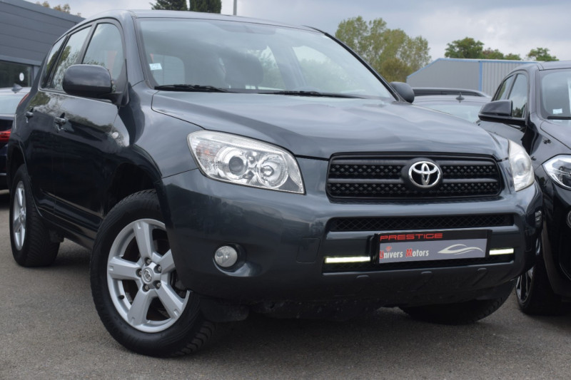 Toyota RAV4 152 VVT-I 4X4 Essence GRIS FONCE Occasion à vendre