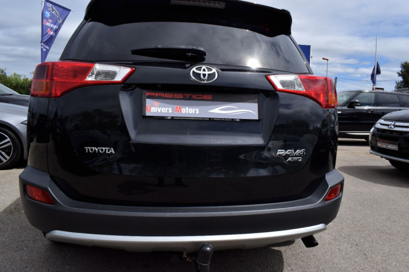 Photo 20 de l'offre de TOYOTA RAV4 151 VVT-I S&S WHITE EDITION AWD à 17900€ chez Univers Motors