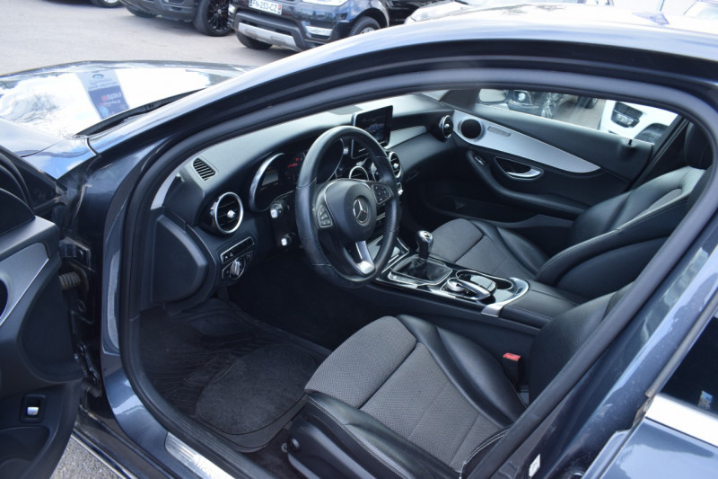 Photo 32 de l'offre de MERCEDES-BENZ CLASSE C 220 BLUETEC EXECUTIVE à 17400€ chez Univers Motors