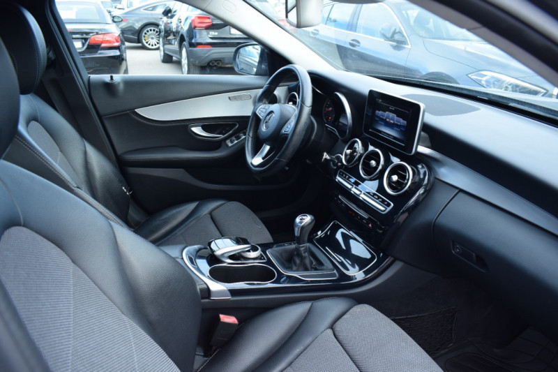 Photo 23 de l'offre de MERCEDES-BENZ CLASSE C 220 BLUETEC EXECUTIVE à 17400€ chez Univers Motors