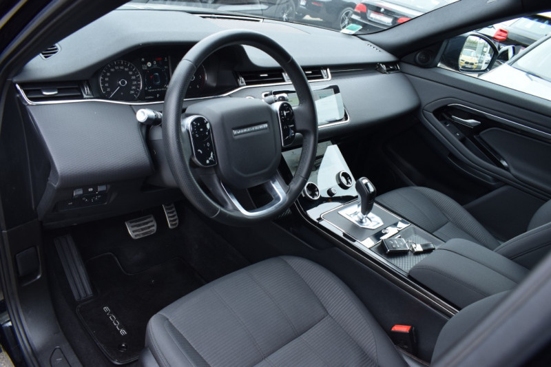 Photo 30 de l'offre de LAND-ROVER EVOQUE 2.0 D 150CH R-DYNAMIC AWD BVA à 41900€ chez Univers Motors